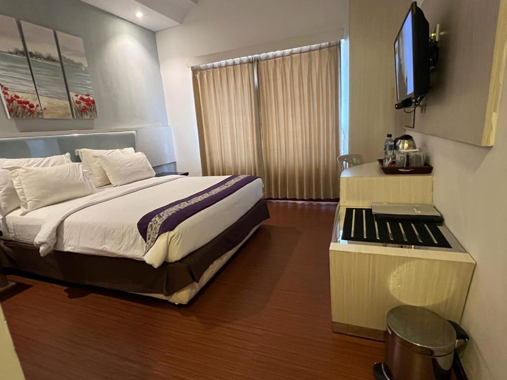 Ayla Hotel